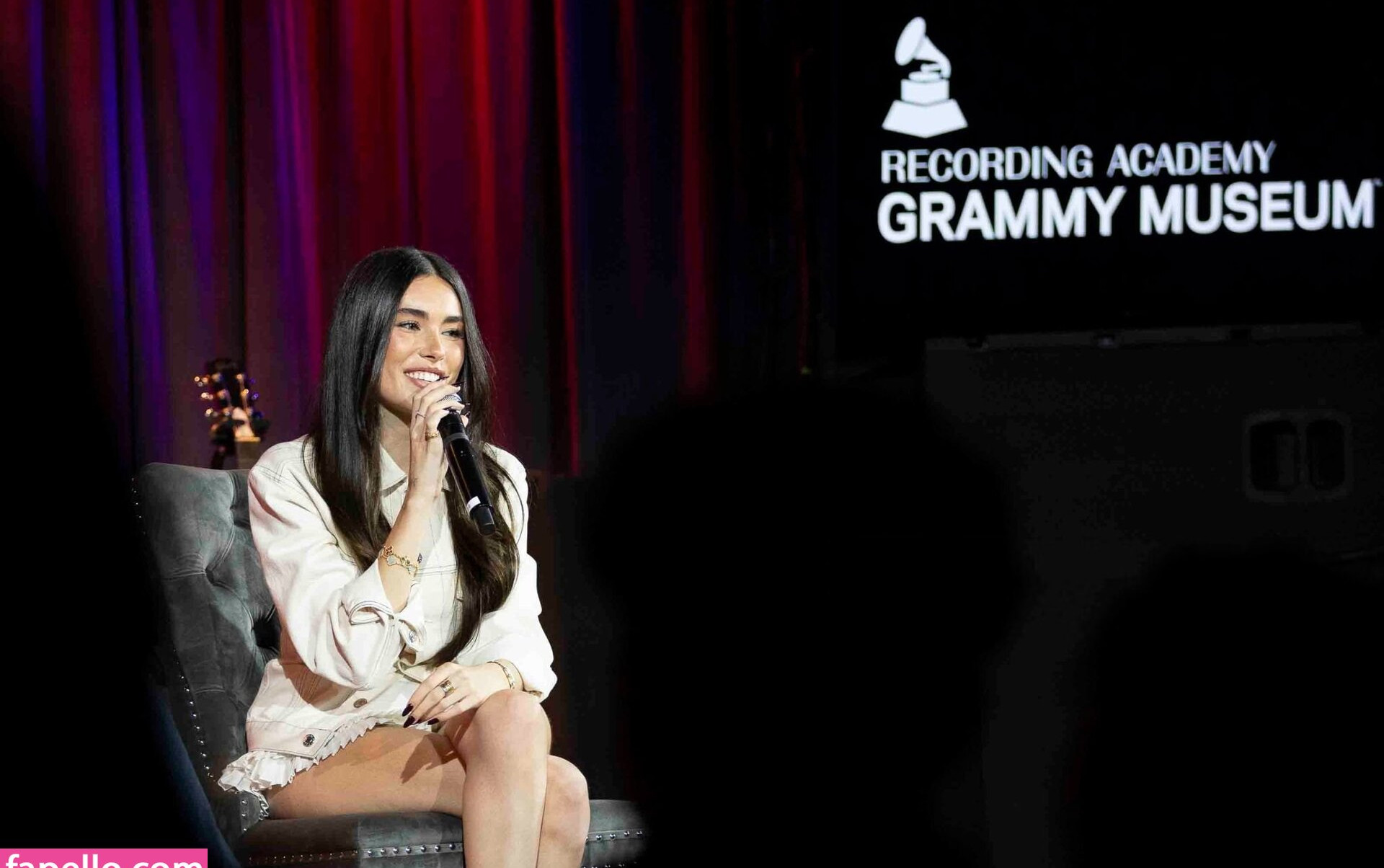 madison-beer gallery photo #1560