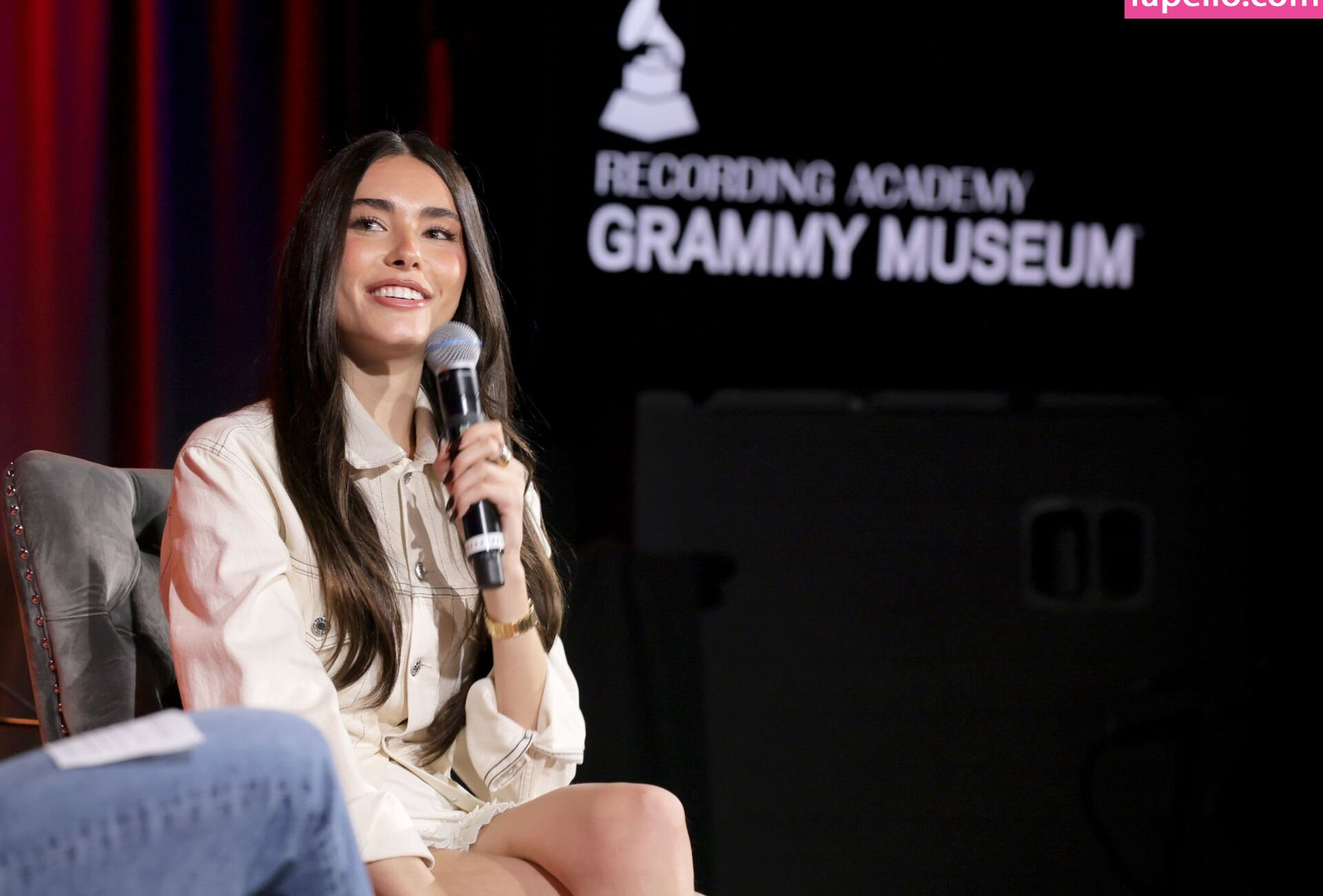 madison-beer gallery photo #1598