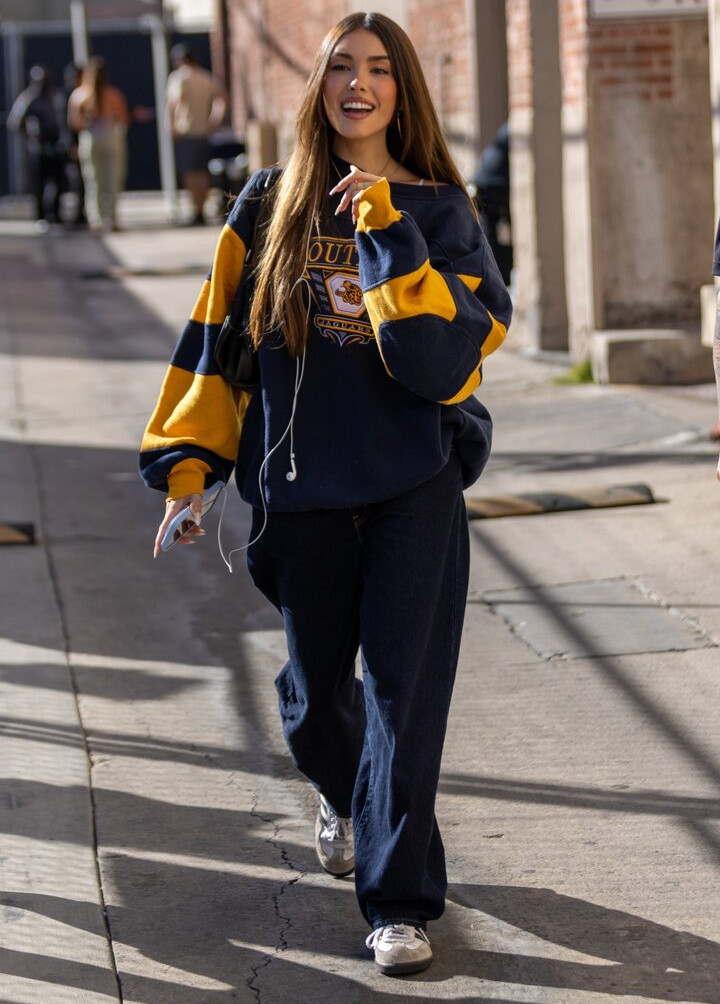 madison-beer gallery photo #1693