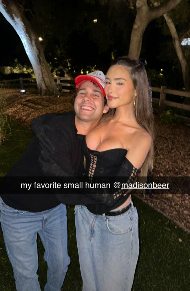 madison-beer gallery photo #1767