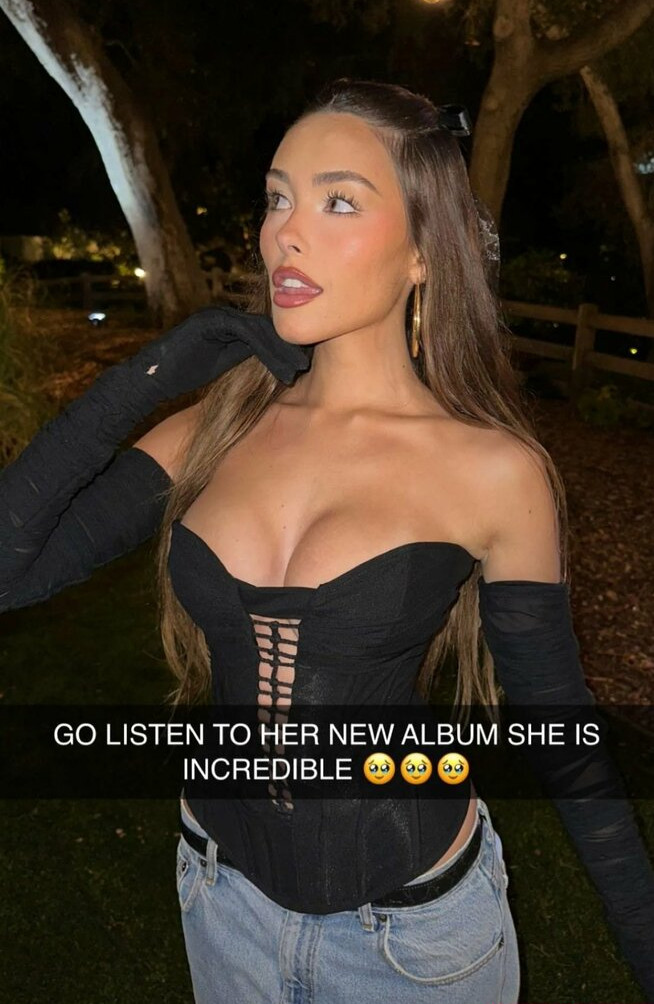 madison-beer gallery photo #1771