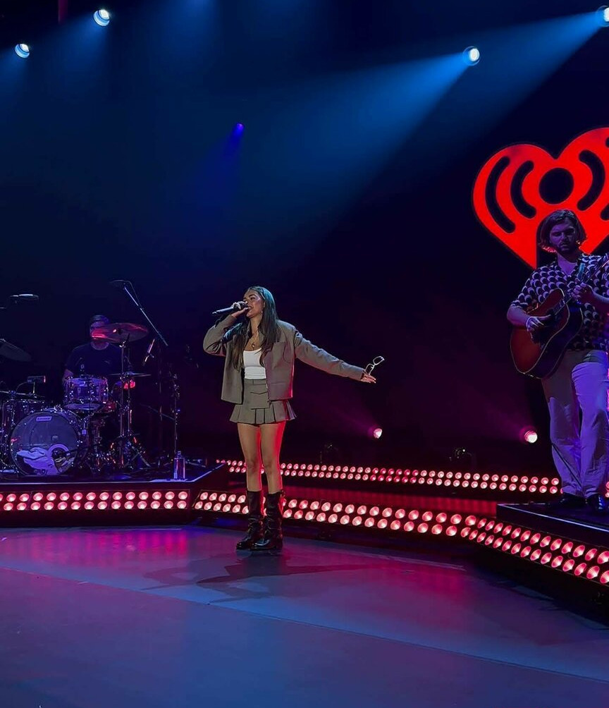 madison-beer gallery photo #1906