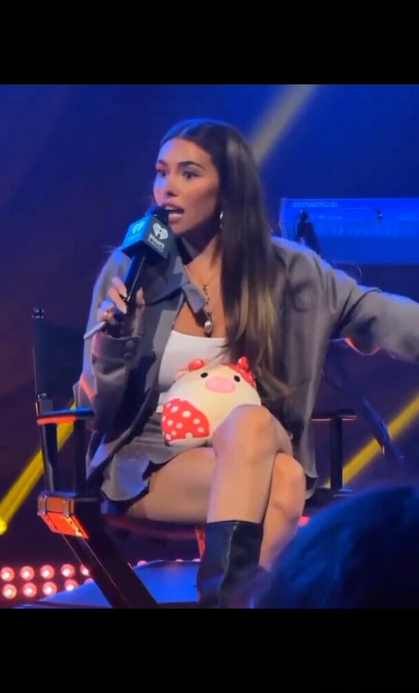 madison-beer gallery photo #1909