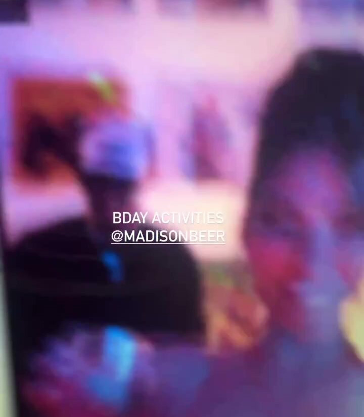 madison-beer gallery photo #2140