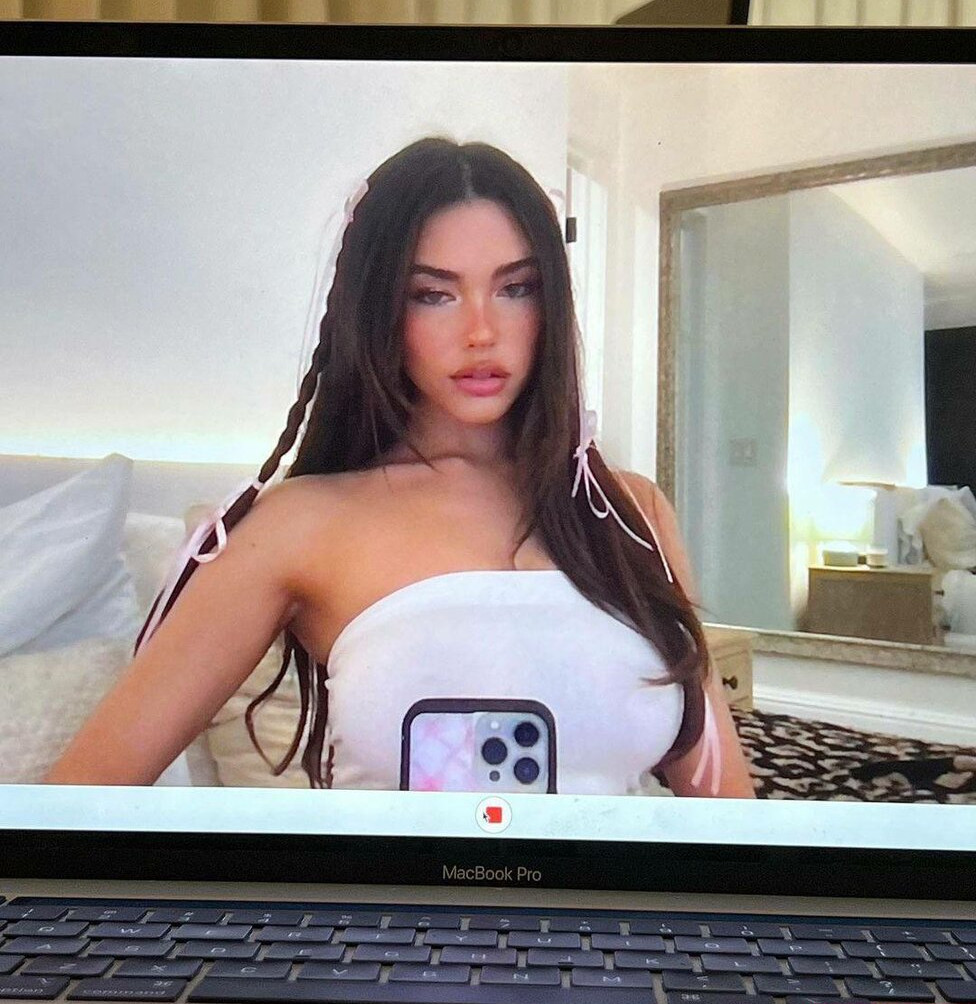 madison-beer gallery photo #2204