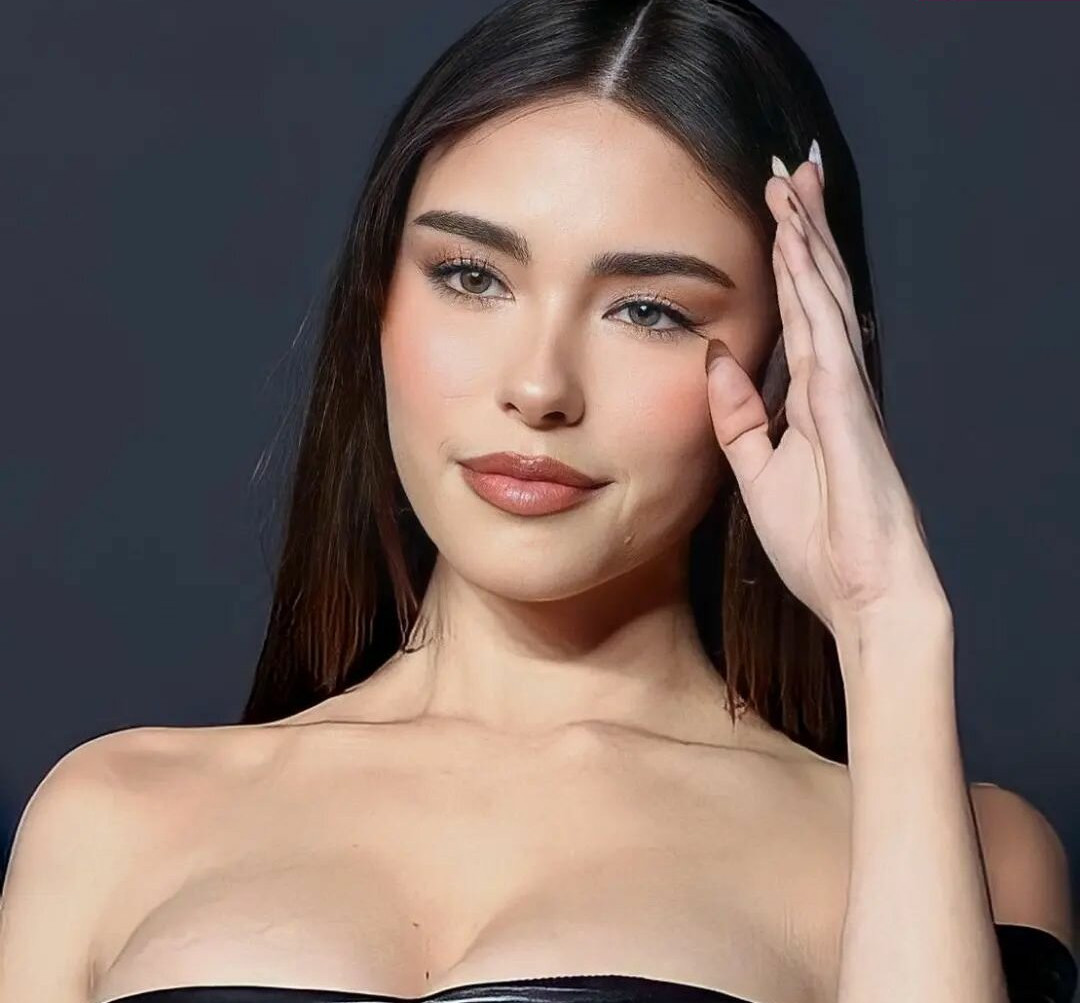 madison-beer gallery photo #2240