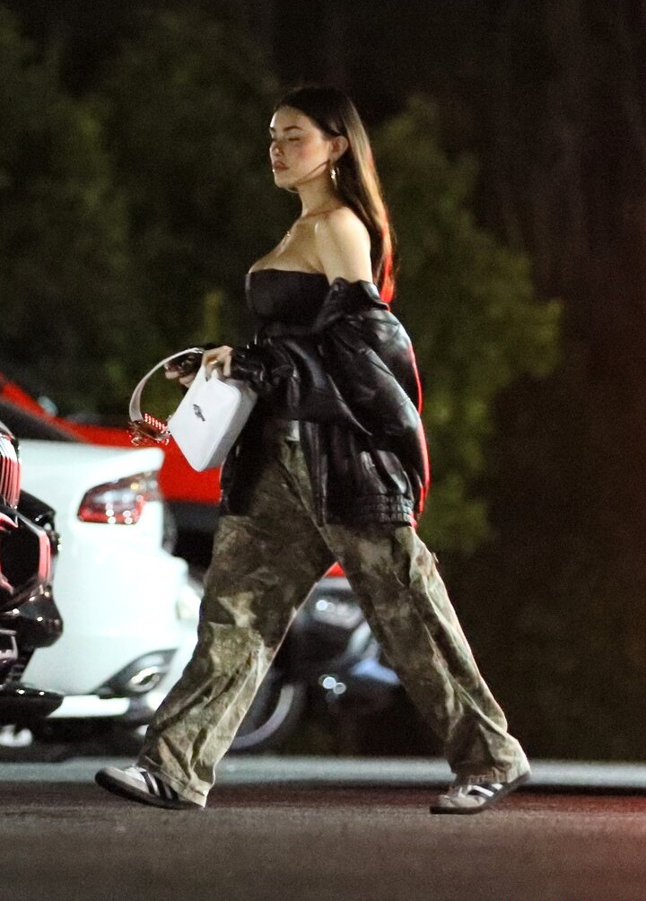 madison-beer gallery photo #2249