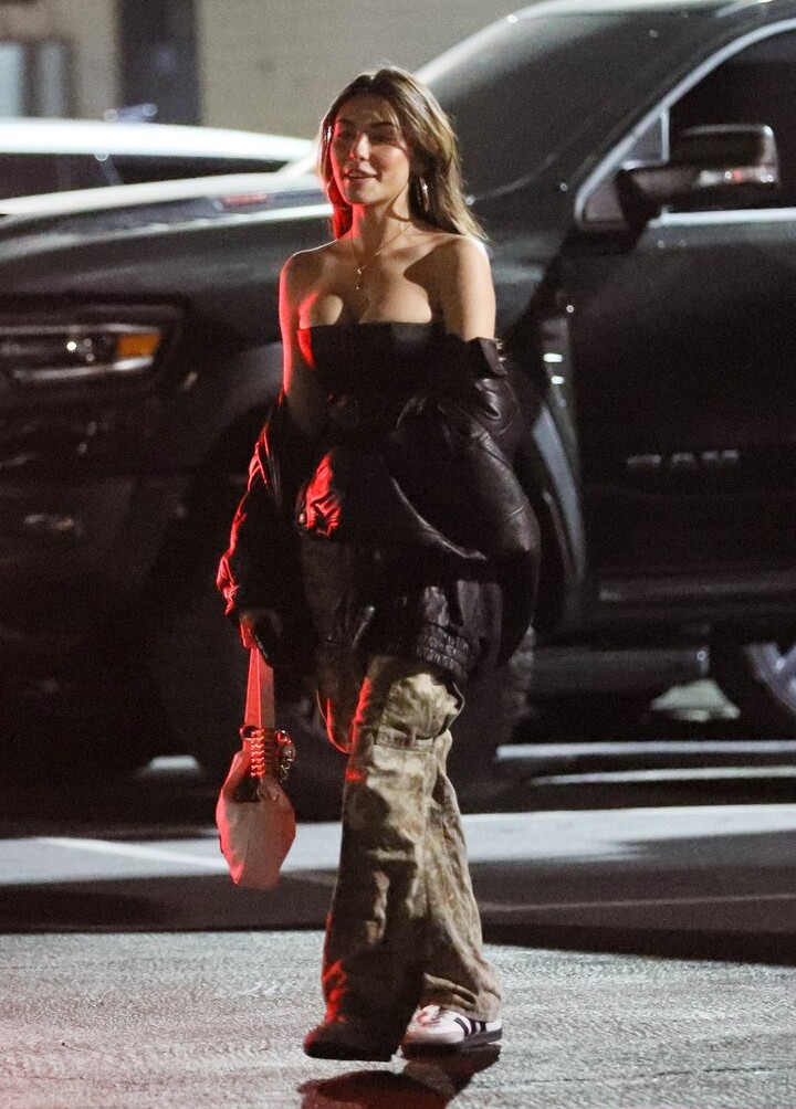 madison-beer gallery photo #2254