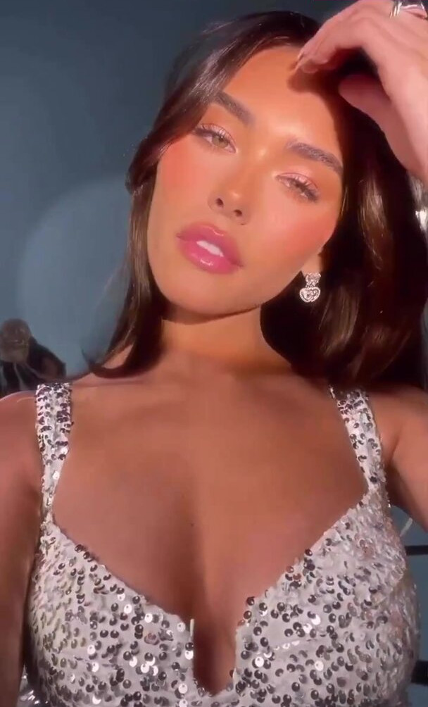 madison-beer gallery photo #2308