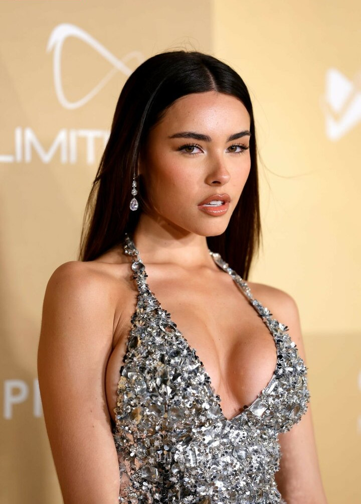 madison-beer gallery photo #2399