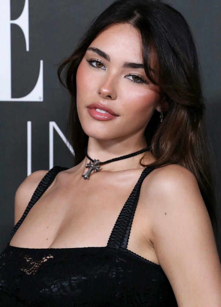 madison-beer gallery photo #2477