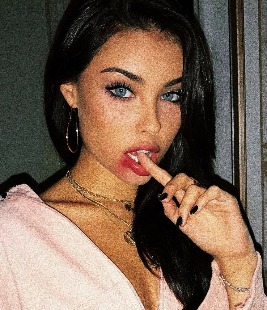 madison-beer gallery photo #2596