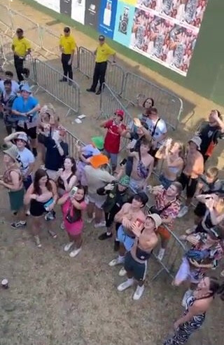 madison-beer gallery photo #2707