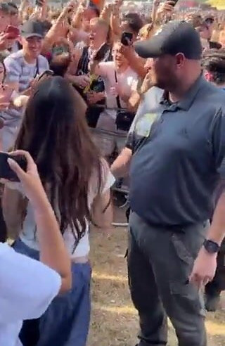 madison-beer gallery photo #2710