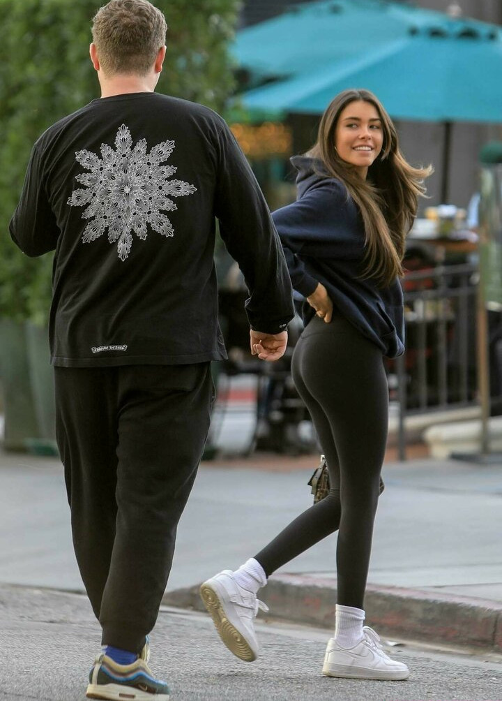 madison-beer gallery photo #2902