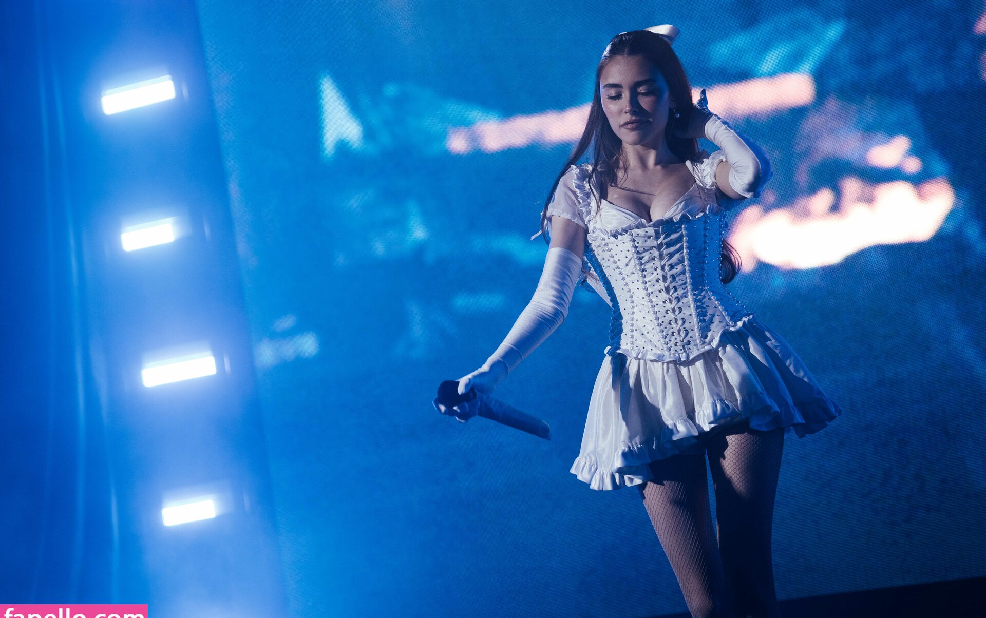 madison-beer gallery photo #3225