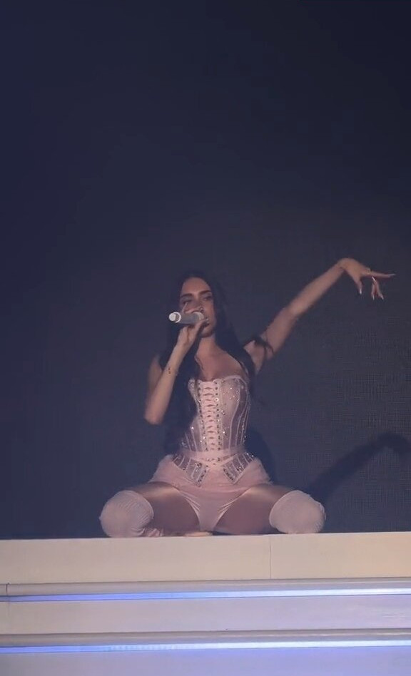 madison-beer gallery photo #656