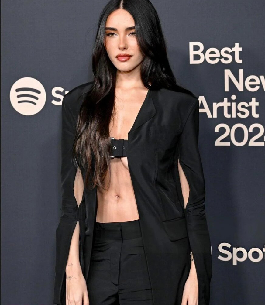 madison-beer gallery photo #680