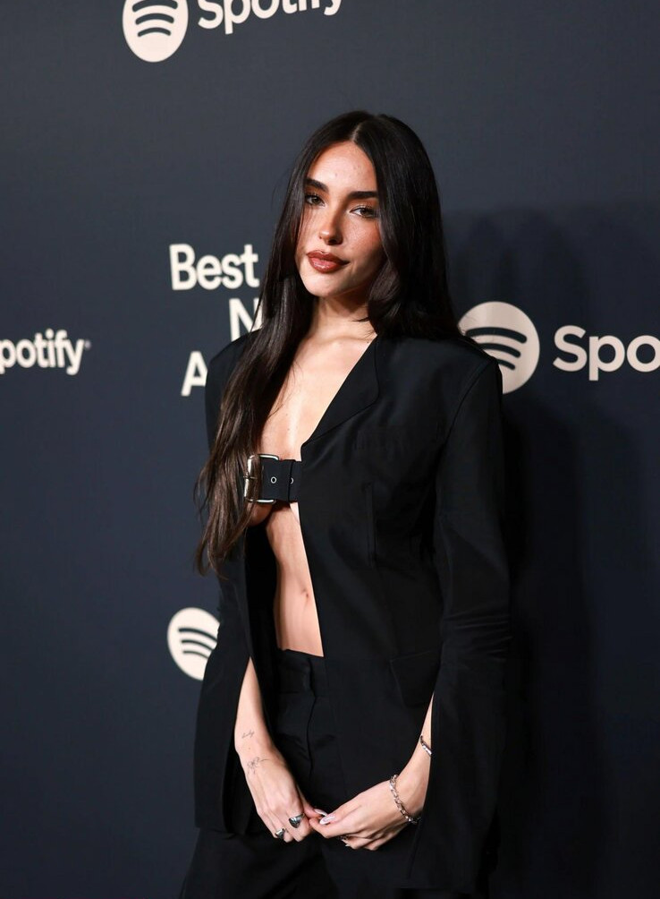 madison-beer gallery photo #685