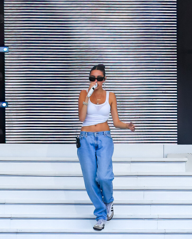 madison-beer gallery photo #697