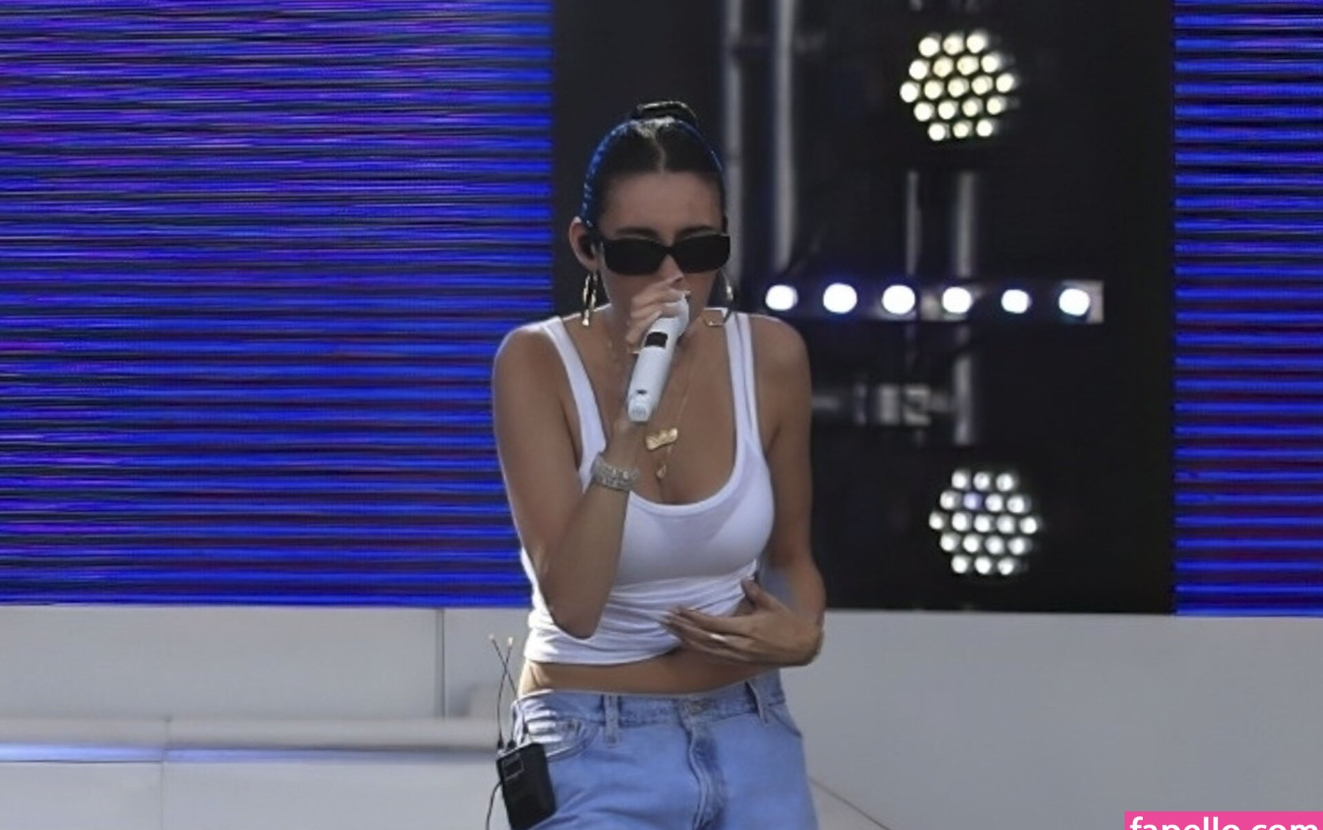 madison-beer gallery photo #727