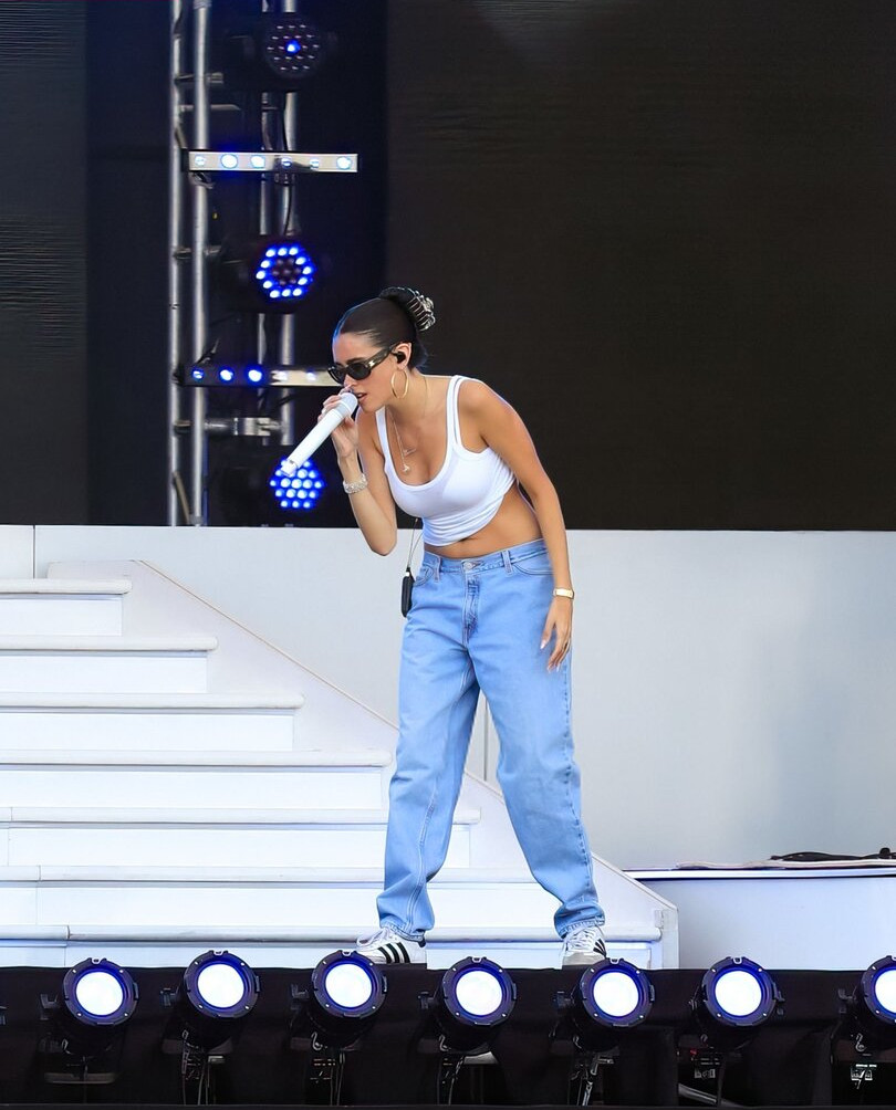 madison-beer gallery photo #740