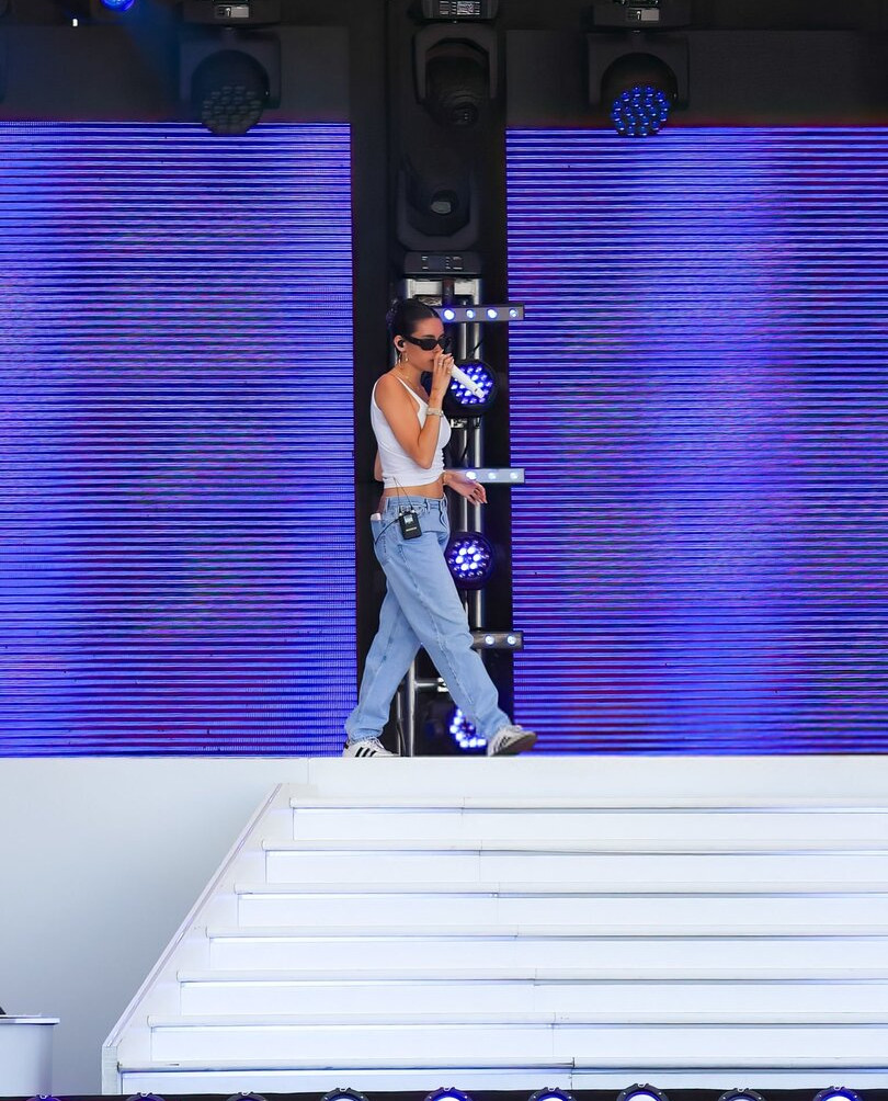 madison-beer gallery photo #751