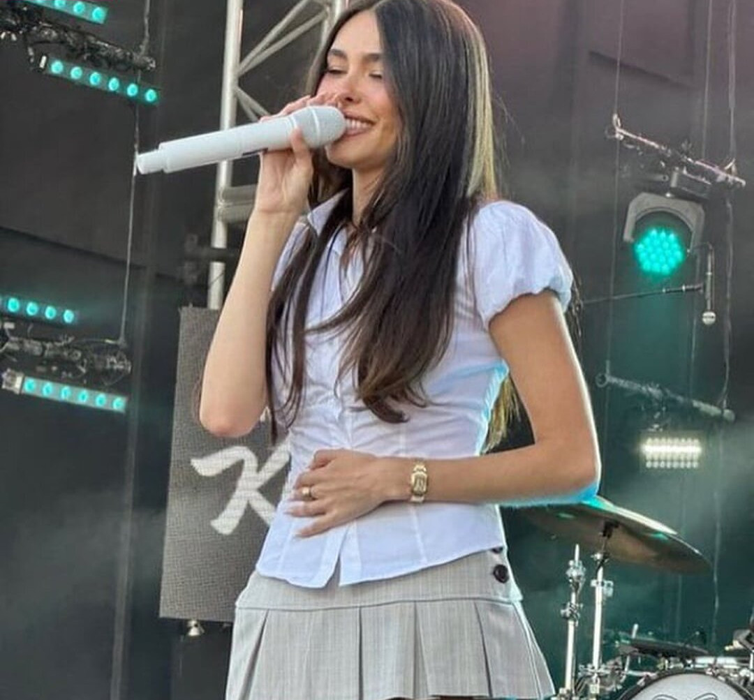 madison-beer gallery photo #810