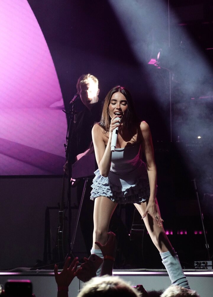 madison-beer gallery photo #949