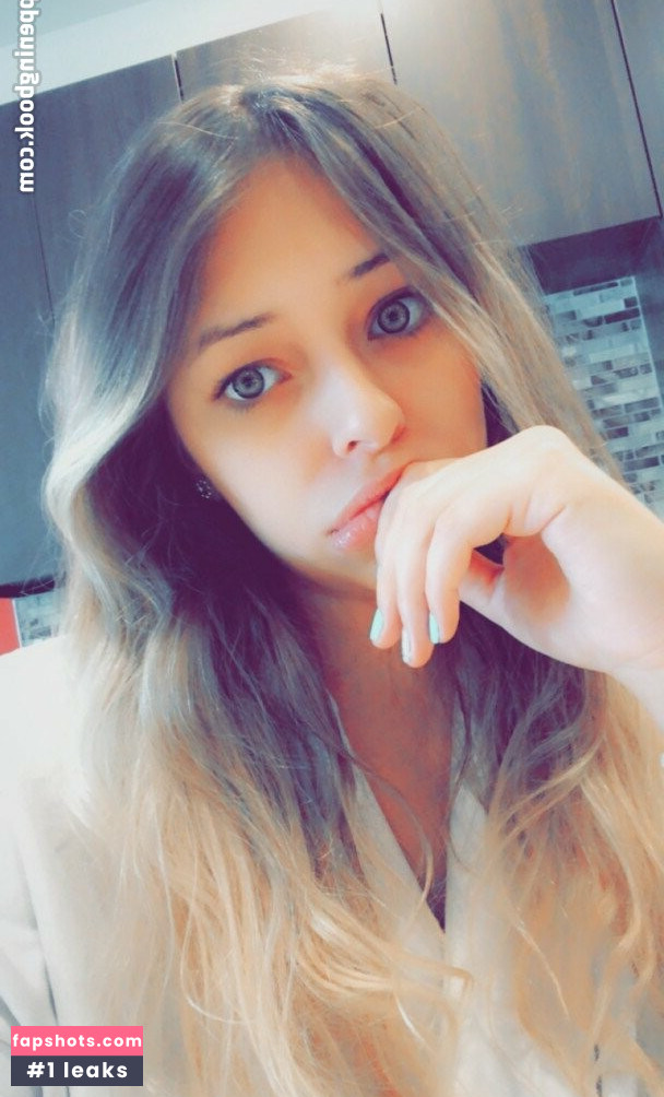 Madison Carter gallery photo #23