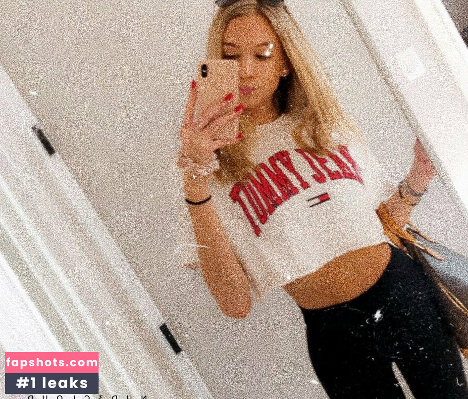 Madison Horacek gallery photo #3