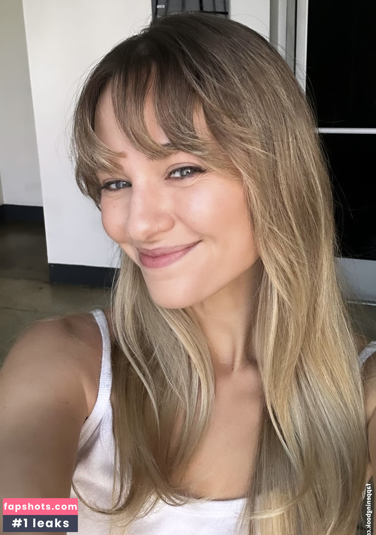Madison Iseman Nude Leaks OnlyFans Photos #49 - LeakJerk