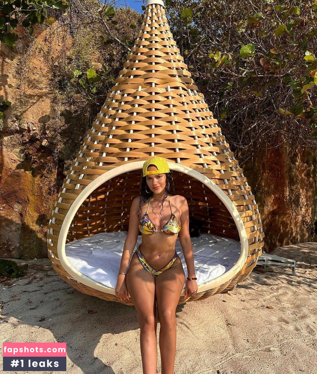 Madison Pettis gallery photo #283