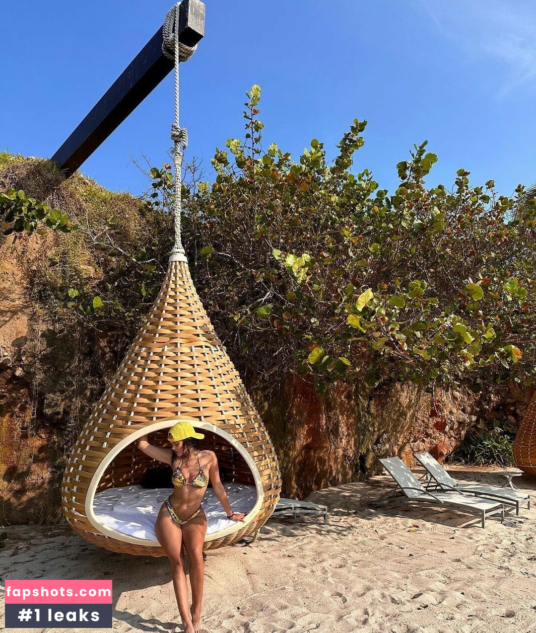 Madison Pettis gallery photo #287