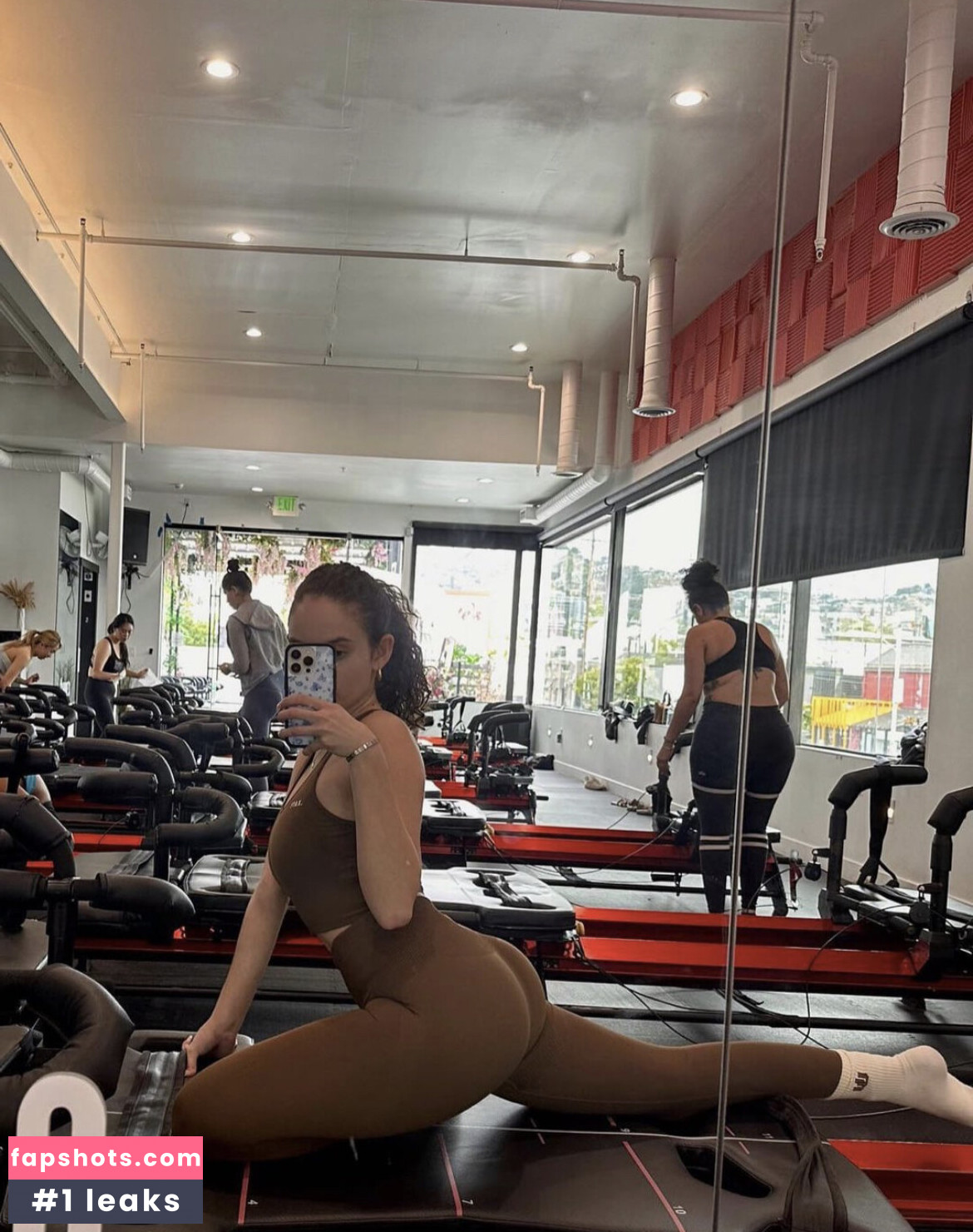 Madison Pettis gallery photo #288