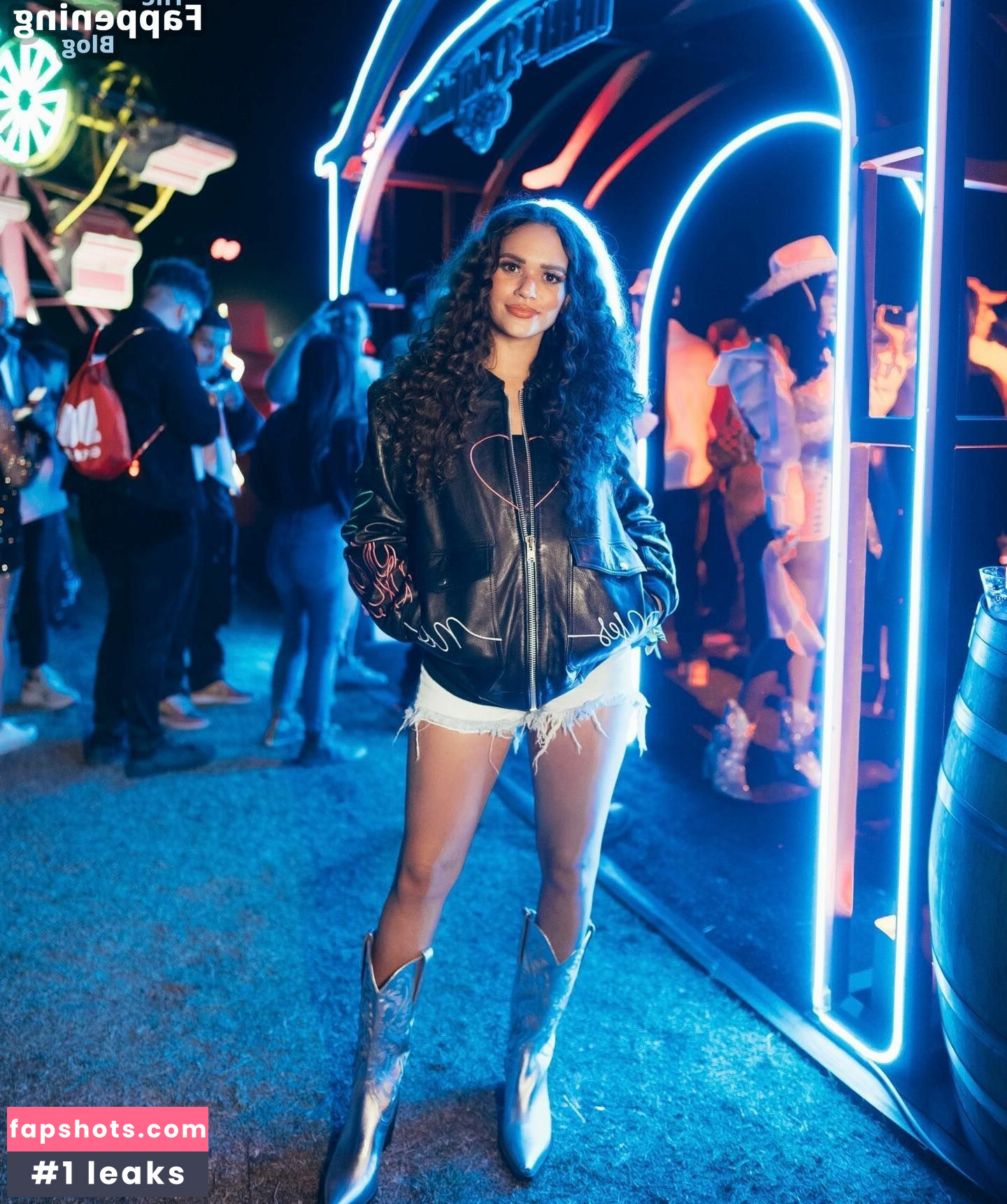 Madison Pettis gallery photo #305