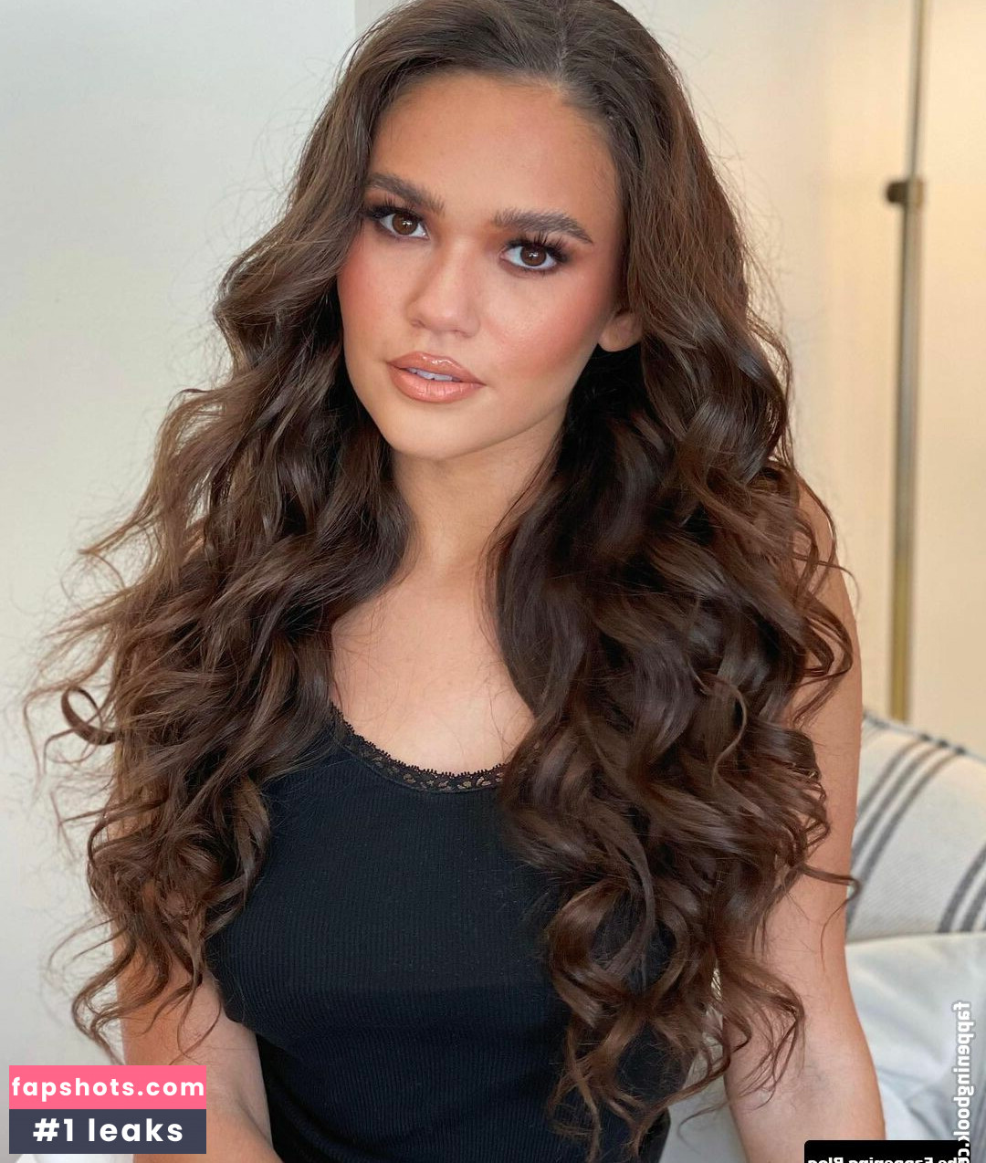 Madison Pettis gallery photo #329