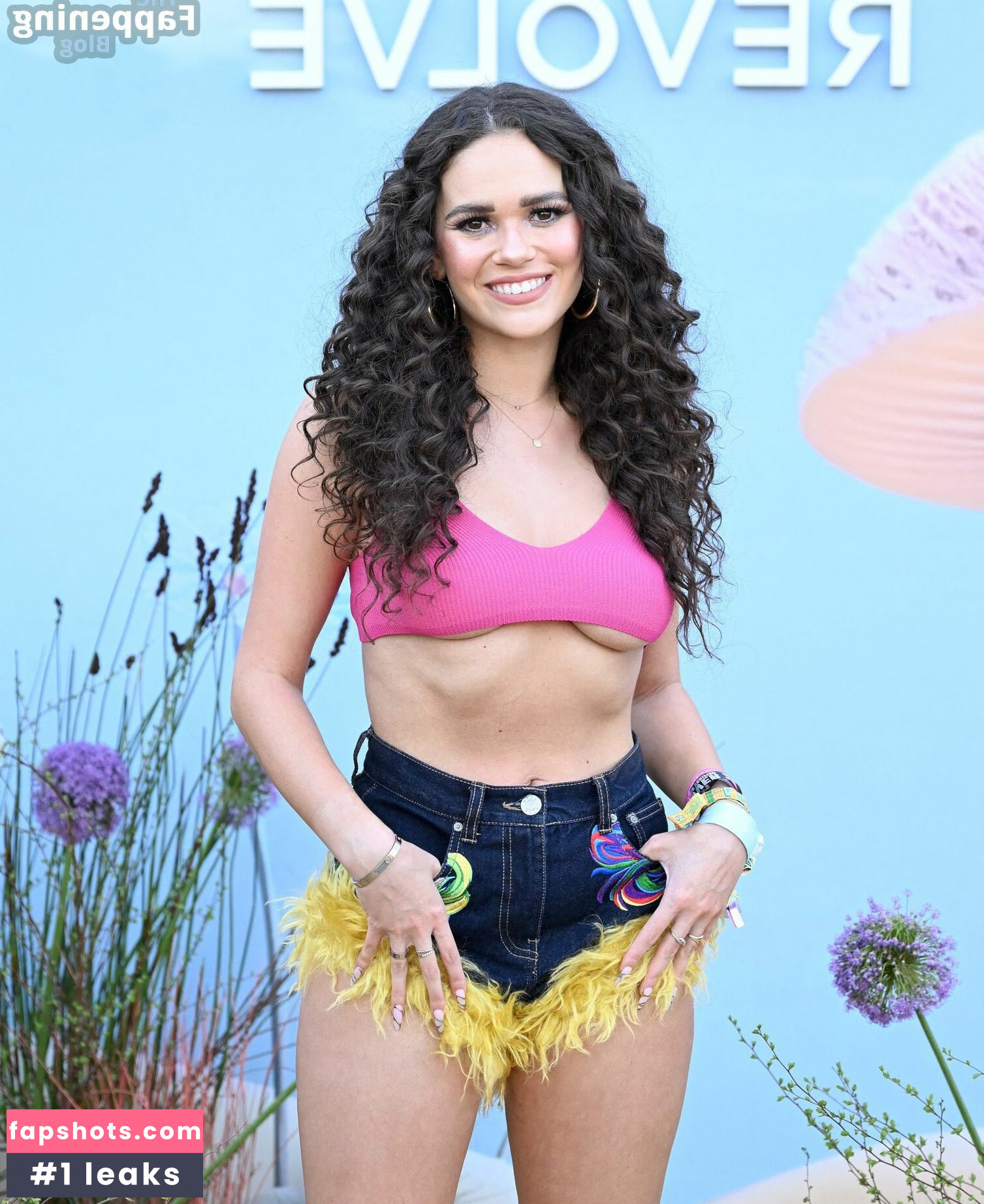 Madison Pettis gallery photo #390