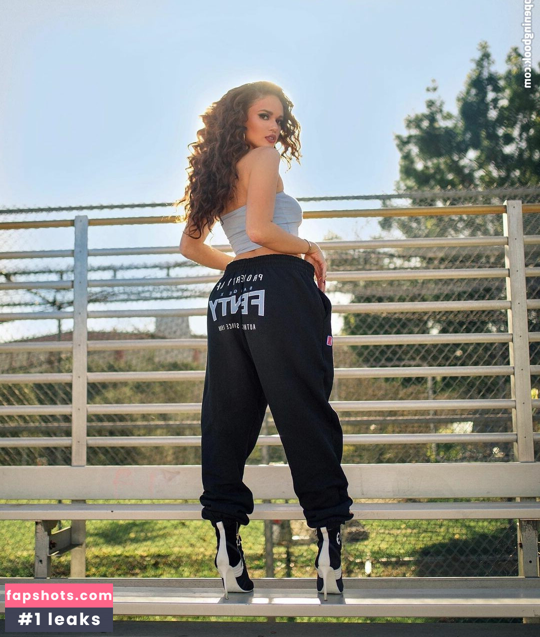Madison Pettis gallery photo #480