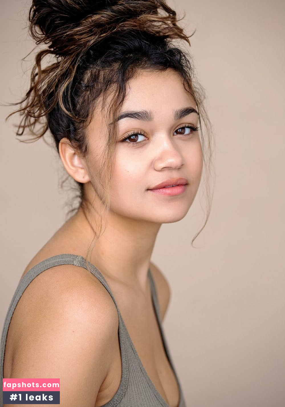 madisonbailey gallery photo #18