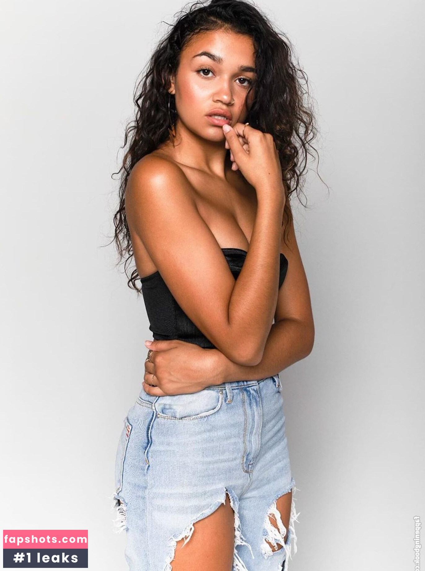 madisonbailey gallery photo #19