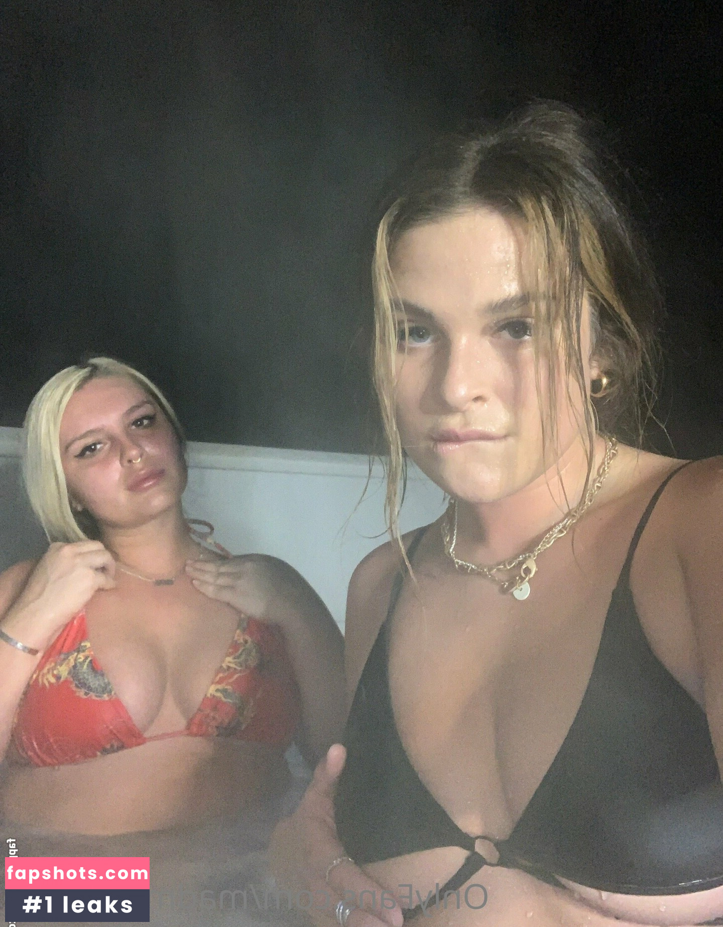 madmoon_free nude babe gallery