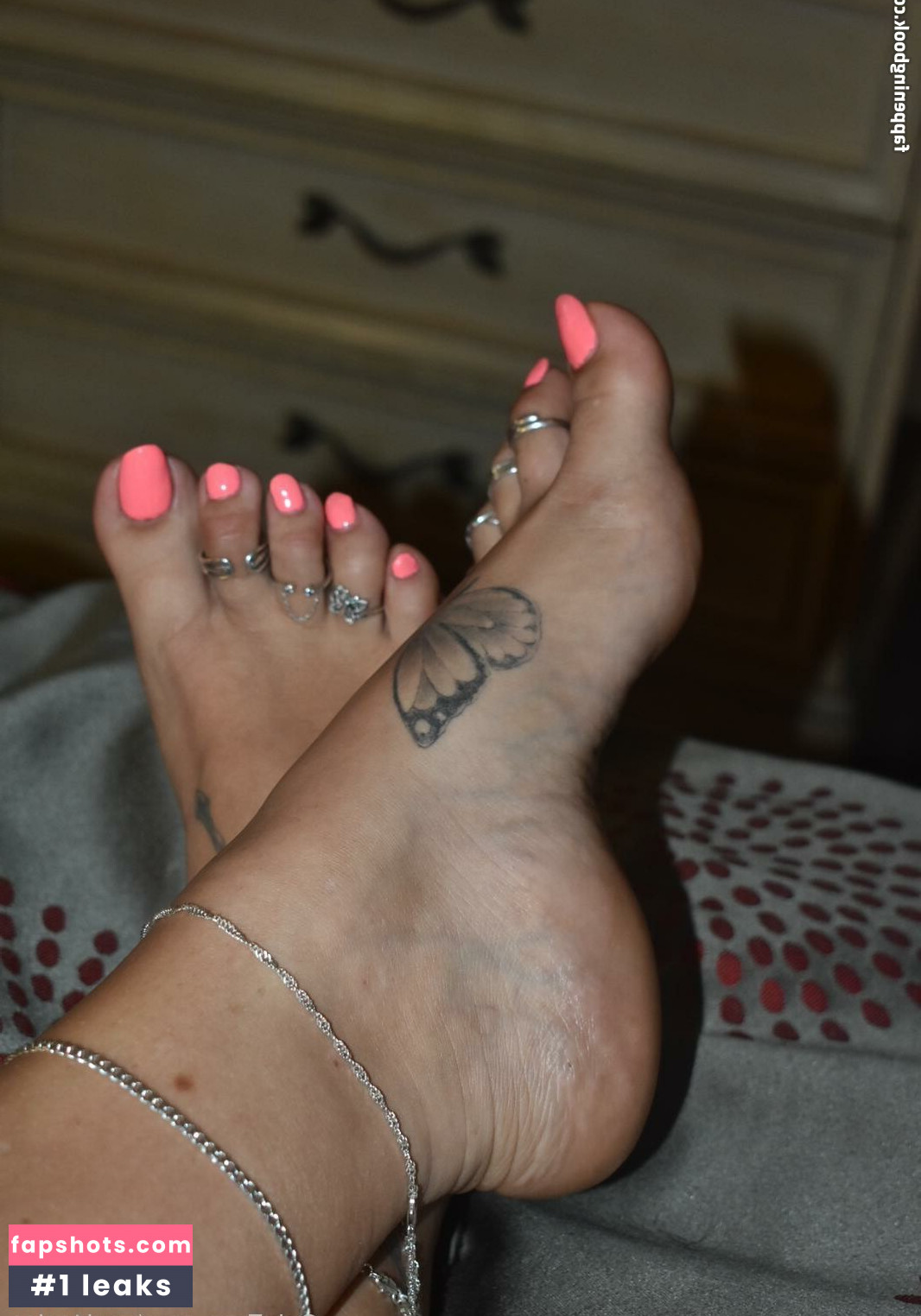 madsoles_1 gallery photo #12