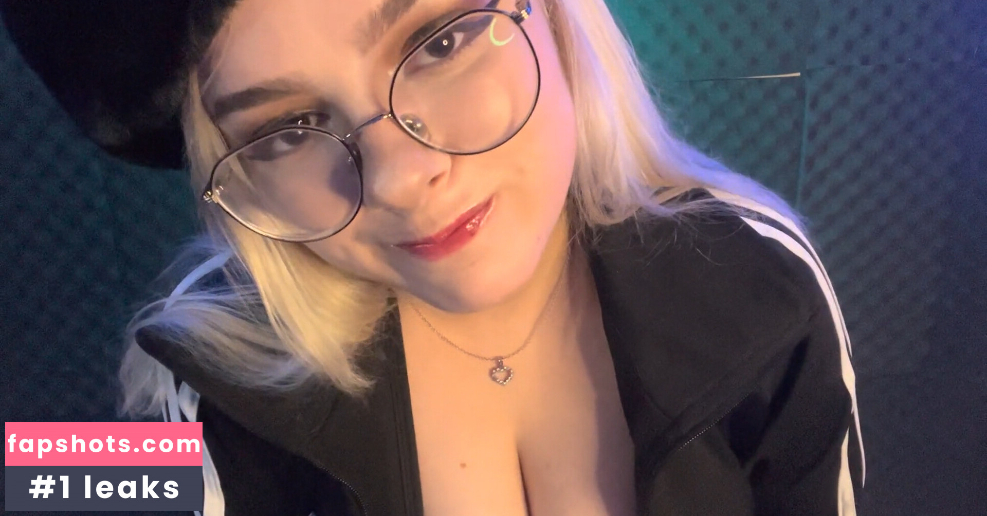 Maduu ASMR gallery photo #12