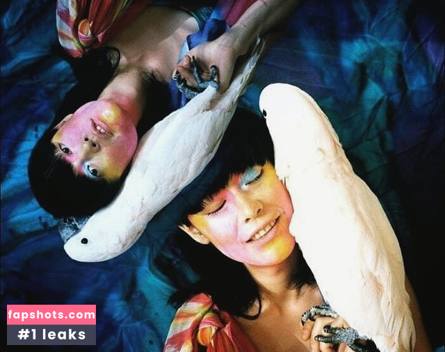 Mae Mei Lapres nude babe gallery