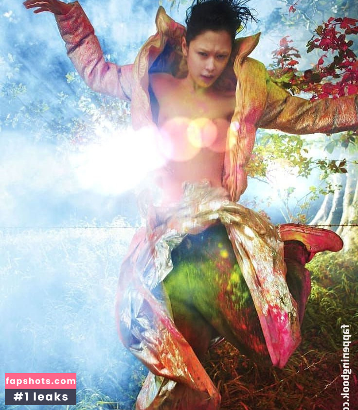 Mae Mei Lapres gallery photo #30