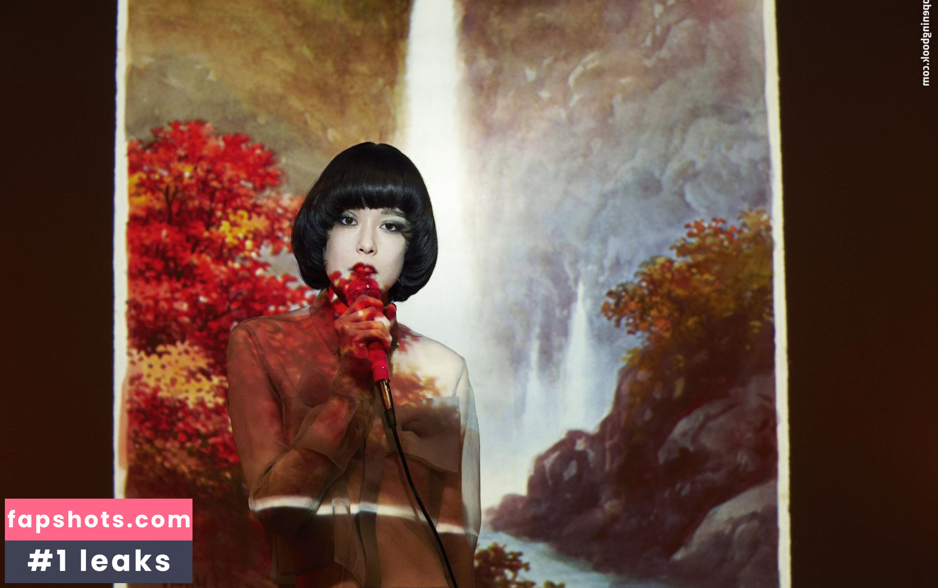 Mae Mei Lapres gallery photo #42