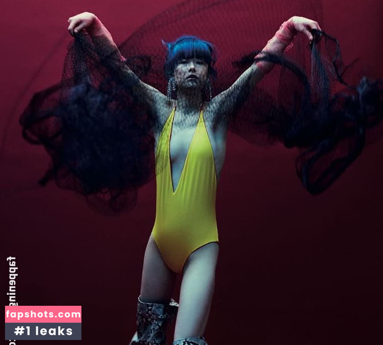 Mae Mei Lapres gallery photo #7