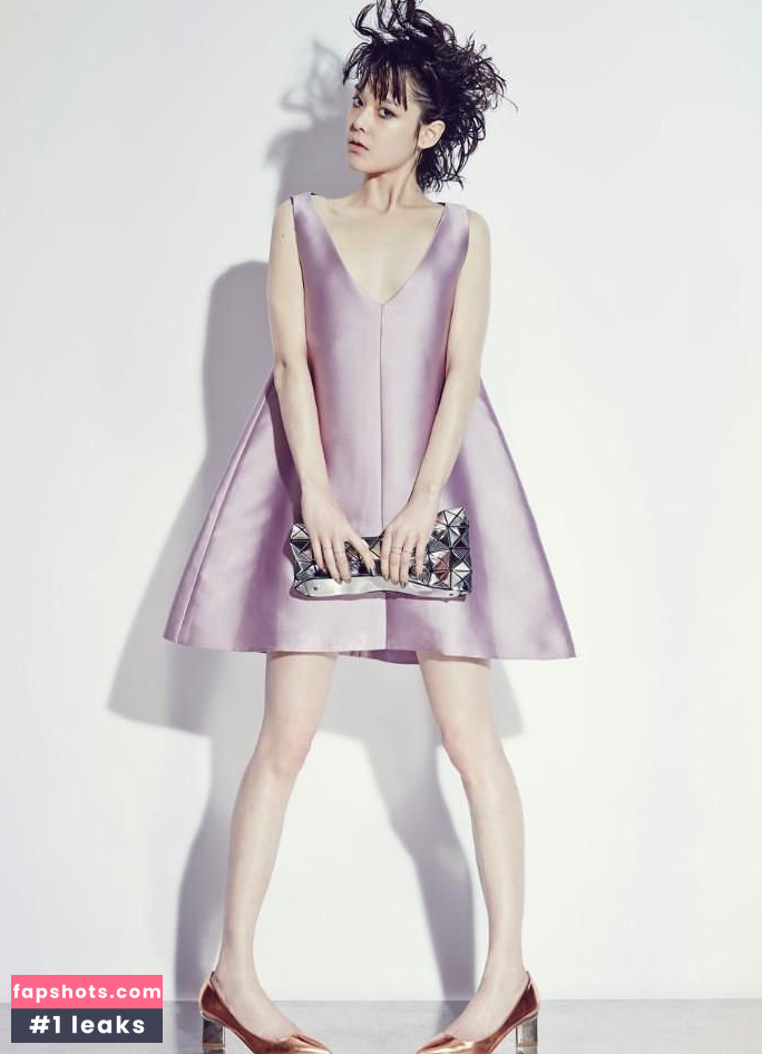 Mae Mei Lapres gallery photo #8