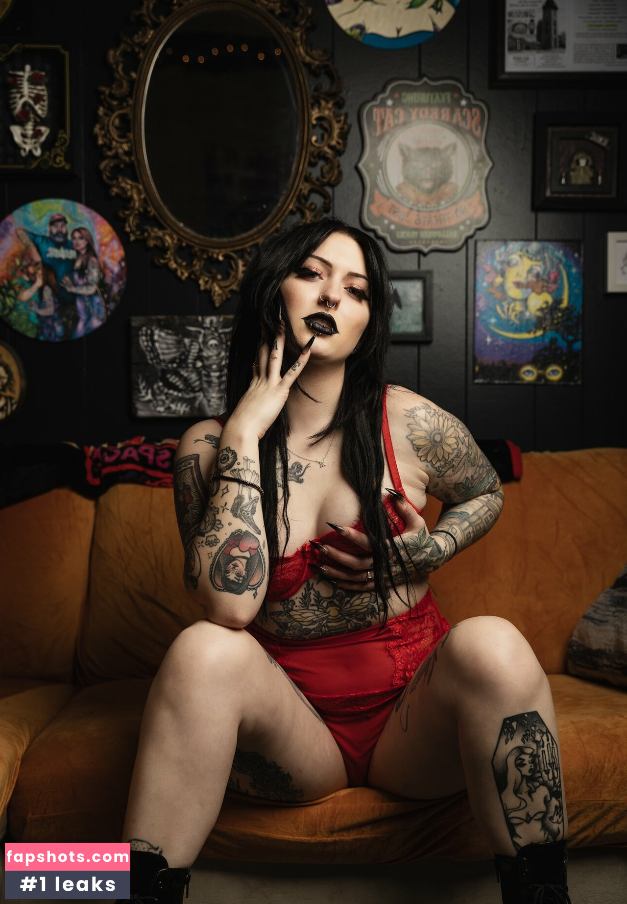 Maebemorty gallery photo #3